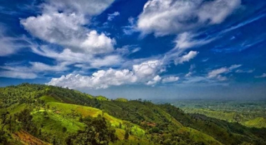 বন-পাহাড়ের দেশে