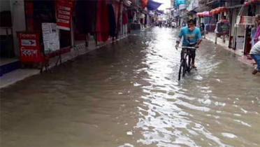 বরগুনায় শহরসহ ৪২ গ্রাম প্লাবিত