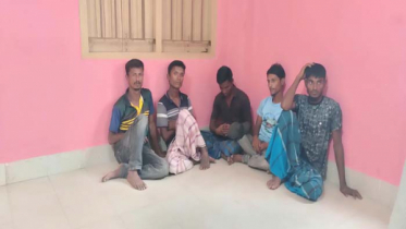 ভাসানচর থেকে পালানোর সময় দালালসহ ৫ রোহিঙ্গা আটক