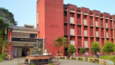 ছুটি শেষে কাল খুলছে রাবির হল
