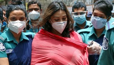 যে সাজা হতে পারে সাবরিনা-আরিফের