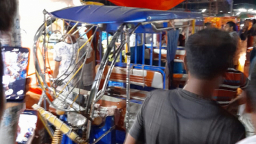 অটোরিকশা নিয়ে পালানোর সময় যুবক ধরা
