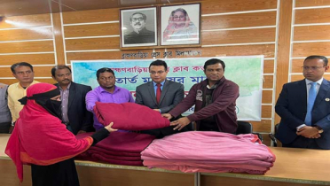 ব্রাহ্মণবাড়িয়ায় অসহায়-দরিদ্রদের মাঝে শীতবস্ত্র বিতরণ