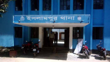 ইসলামপুরে ভাগিনাকে কুপিয়ে হাসপাতালে পাঠালেন মামা