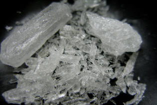 দেশের সবচেয়ে বড় আইসের চালান জব্দ করল বিজিবি
