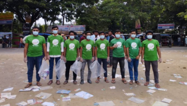অপরিচ্ছন্ন পরীক্ষা কেন্দ্র পরিচ্ছন্ন করল ‘গ্রিন ভয়েস’