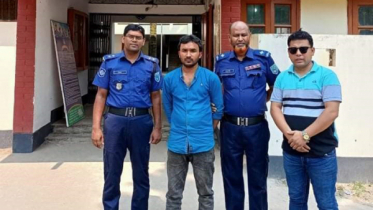 সংসার ভাঙতেই ‘ঘনিষ্ঠ মুহূর্তের’ ভিডিও ছড়িয়ে দেন মাসুদ