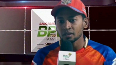 বিদায় নিয়ে বোলারদের ‘দোষলেন’ মুশফিক