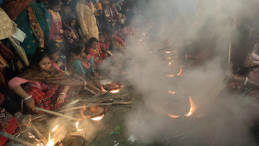 অন্যরকম চিতই উৎসব, মানত করলেই হয় পূরণ