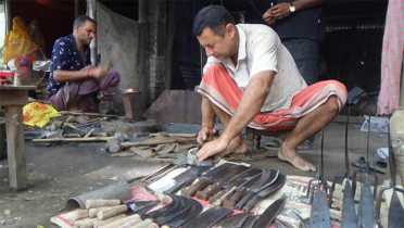 জৌলুস ফিরেছে কামারপল্লীতে
