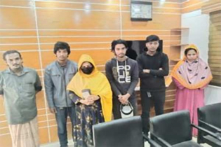সন্ধ্যার পর ঘরের বাইরে বেরোলেই শিক্ষার্থীরা গ্রেফতার