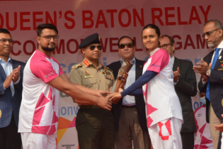 বাংলাদেশে পৌঁছেছে কমনওয়েলথ গেমসের ব্যাটন