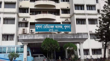 ‘চোখের সামনেই ছটফট করে মারা যান স্ত্রী, ঘুমাচ্ছিলেন ডাক্তার’