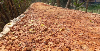 ডাসারে দেড় কিলোমিটার সড়কের সংস্কার ব্যয় ৭৭ লাখ