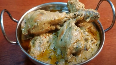 মোগলাই চিকেন মহারানি 