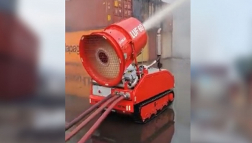 আগুন নেভাতে দেশে প্রথমবার ব্যবহার হলো রোবট