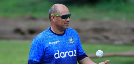 দক্ষিণ আফ্রিকার বিপক্ষে টেস্টেও ভালোর প্রত্যয় ডমিঙ্গোর কণ্ঠে