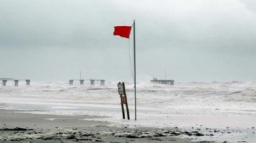 অশনি এখন দুর্বল নিম্নচাপ, নামলো সতর্ক সংকেত