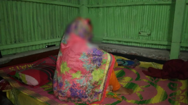 স্বামীকে ছেড়ে বিয়ের দাবিতে ভাতিজার বাড়িতে চাচি!