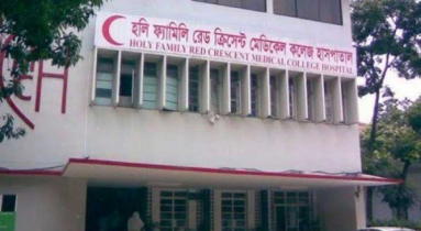 খৎনা করাতে আসা শিশুর টনসিল অপারেশন করলেন চিকিৎসক