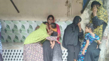 বিয়ে করতে নারাজ প্রেমিক, ফাঁস নিলেন মনি 