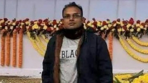 ট্রাকের চাকায় পিষ্ট হয়ে প্রাণ গেল মোটরসাইকেল চালকের