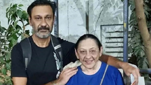 খুনের পাঁচদিন পর ছেলেকে নিয়ে থানায় হাজির মা
