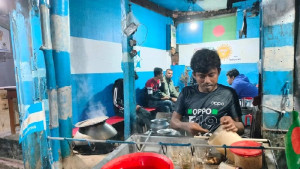 আর্জেন্টিনার পতাকার রঙে রঙিন ‘মোহামেডানের’ চায়ের দোকান