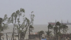 দেশে ৬০ কিলোমিটার বেগে ঝড়ের শঙ্কা, ৯ অঞ্চলে সতর্কতা