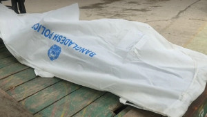 রাজধানীর সড়কে প্রাণ গেল দুইজনের