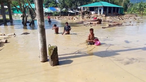 খাগড়াছ‌ড়ি‌তে আকস্মিক বন্যা, দী‌ঘিনালায় পানিবন্দি ৮০০ পরিবার
