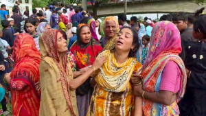 মানিকগঞ্জে শহীদ মিনারে ঝুলছিল কিশোরের মরদেহ