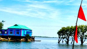 টাঙ্গুয়ার হাওরে নৌযানের প্রবেশ ঠেকাতে লাল নিশান 