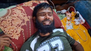 দুর্ঘটনায় পঙ্গু, সব টাকা নিয়ে প্রেমিকের সঙ্গে পালিয়ে গেল স্ত্রী