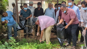 বান্দরবান সদর হাসপাতালে বিএনপির পরিচ্ছন্নতা অভিযান