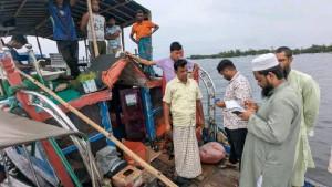 টাঙ্গুয়ার হাওরে ছয় হাউজবোটকে সাড়ে ১৮ হাজার টাকা জরিমানা