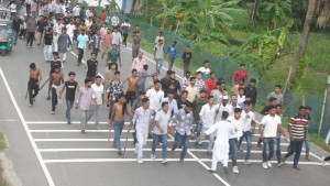 ছাত্রদলের আনন্দ মিছিলে যাওয়ার পথে হামলা, আহত ১৫