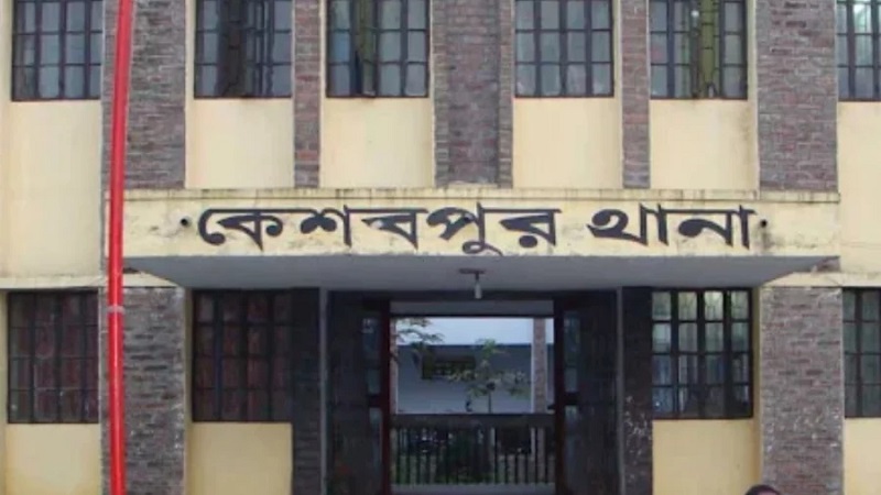 যশোরে ককটেল বিস্ফোরণে রক্তাক্ত জুয়েল