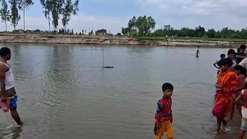 চাড়ালকাটা নদী থেকে যুবকের মরদেহ উদ্ধার
