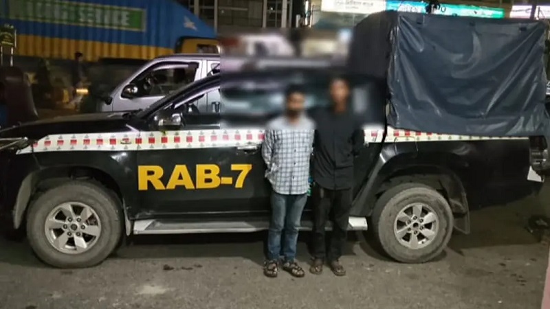 পেটে ইয়াবা, র‍্যাবের জালে দুই কারবারি