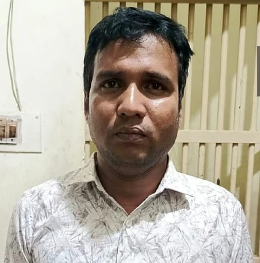 সরকারি গোডাউন থেকে ২২৭ টন সার উধাও, আটক ১