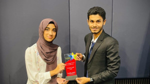 মালয়েশিয়ায় ‘কনফিডেন্স স্পার্ক অ্যাওয়ার্ড’ পেল বাংলাদেশি ছাত্র