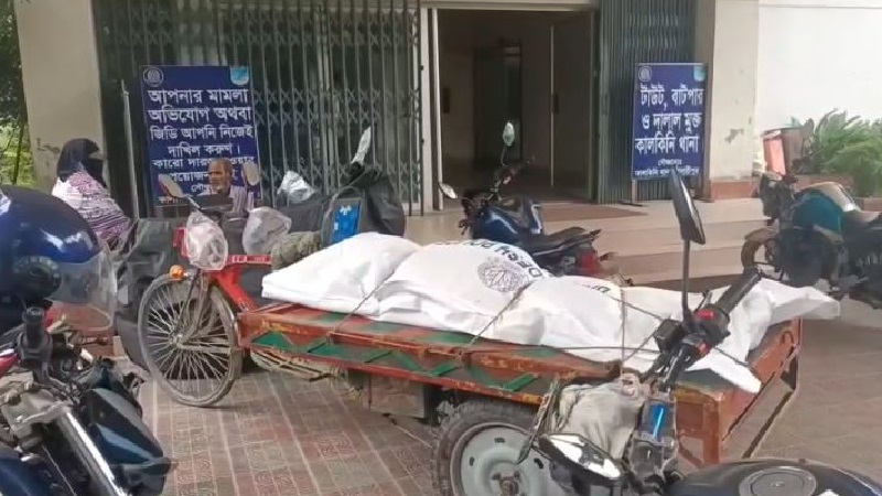 স্ত্রীকে গলা কেটে হত্যার অভিযোগ, স্বামী গ্রেফতার