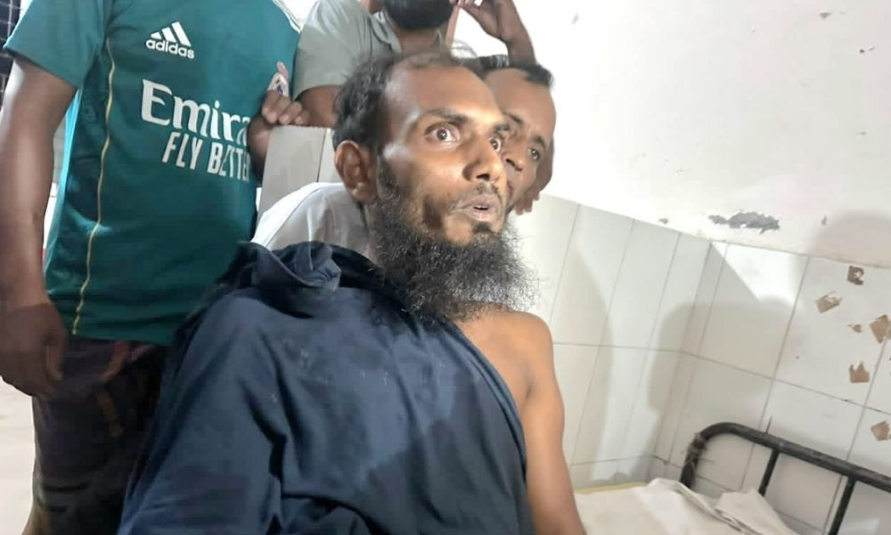 গৃহবধূর ঘরে জামায়াত নেতা আটক, গণপিটুনিতে আহত