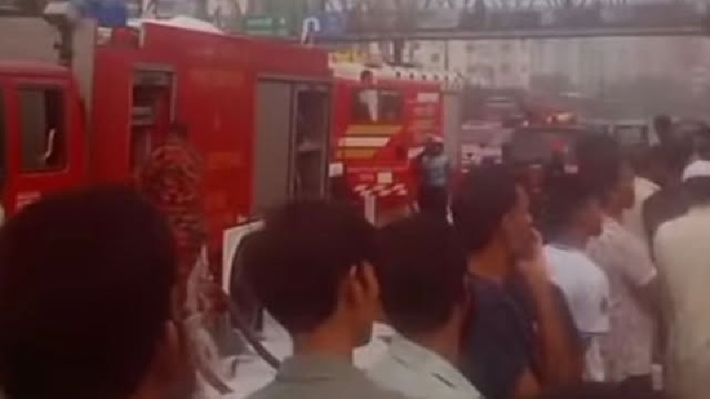 সাভারে কেমিক্যাল ব্যবসা প্রতিষ্ঠানে অগ্নিকাণ্ড, আহত ৫