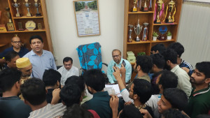 মামলার আশ্বাসে কর্মসূচি থেকে ফিরলেন সাংবাদিকরা