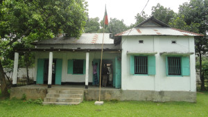 অতিরিক্ত অর্থ না দিলে সেবা মেলে না রাজানগর ভূমি অফিসে