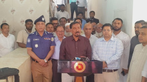 আগামী ১০ বছরেরও শেখ হাসিনা ফেরার সম্ভবনা নেই: স্পিকার হাফিজ উদ্দিন