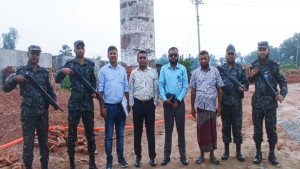নওগাঁয় অবৈধ ইটভাটায় অভিযান, ১ লাখ টাকা জরিমানা