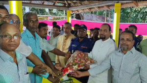 কাঁঠালিয়ায় পূজামণ্ডপ পরিদর্শন করেন এমপি জামাল